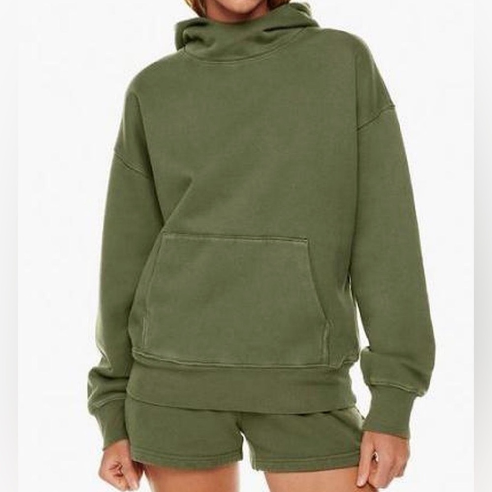 Aritzia TNA mega snorkel neck hoodie in black see photos size small / 2